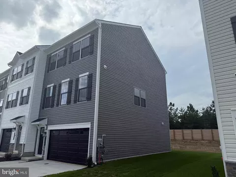 270 Soft Rush Ln, La Plata, MD 20646 photo 3