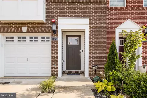 11676 Emily Dickinson Pl, White Plains, MD 20695