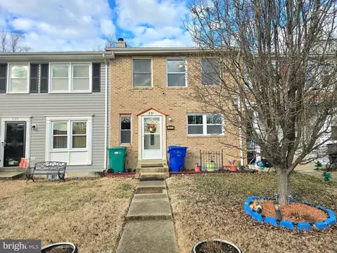 231 Westdale Dr, Waldorf, MD 20601