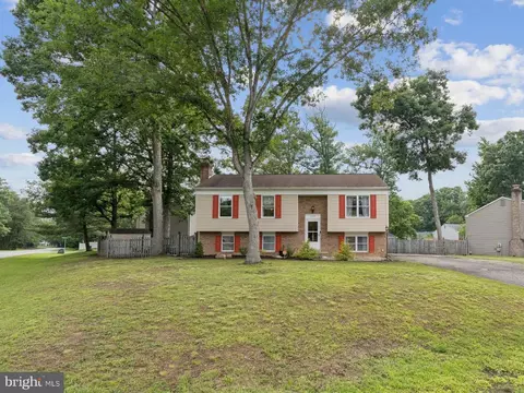 1909 Black Oak Ct, Waldorf, MD 20601