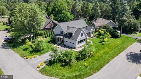 View/Area - 11755 Over Creek Ct, Swan Point, MD 20645 photo 2 of 6
