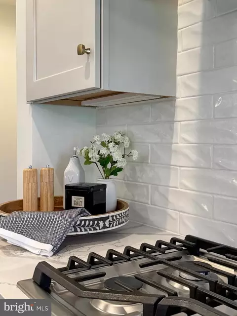 Kitchen - 11755 Over Creek Ct, Swan Point, MD 20645 photo 10 of 17