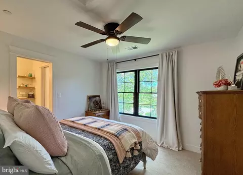 Bedroom - 11755 Over Creek Ct, Swan Point, MD 20645 photo 12 of 13