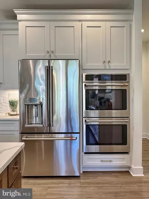 Kitchen - 11755 Over Creek Ct, Swan Point, MD 20645 photo 13 of 17