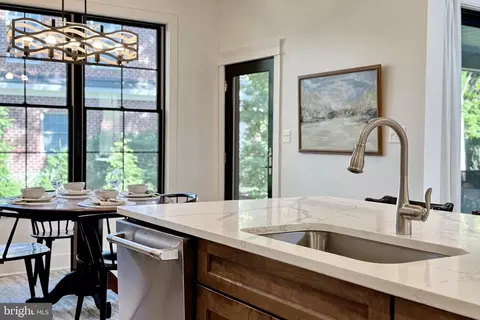 Kitchen - 11755 Over Creek Ct, Swan Point, MD 20645 photo 7 of 17