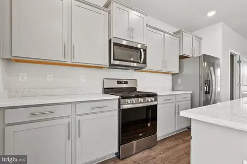 155 Soft Rush Ln, La Plata, MD 20646 photo 11