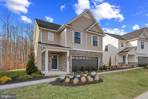 470 Woodgrain Ave, La Plata, MD 20646
