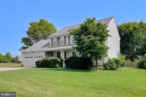 4806 Pasture View Ct, Waldorf, MD 20602