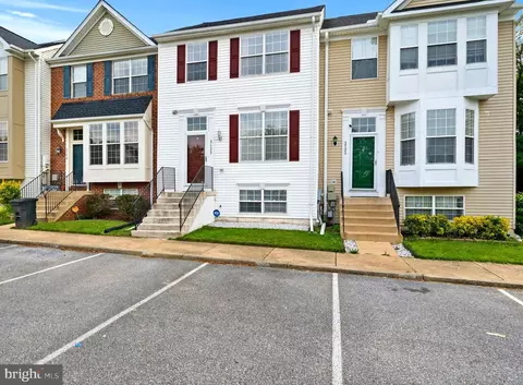 2122 Racquet Pl, Waldorf, MD 20601