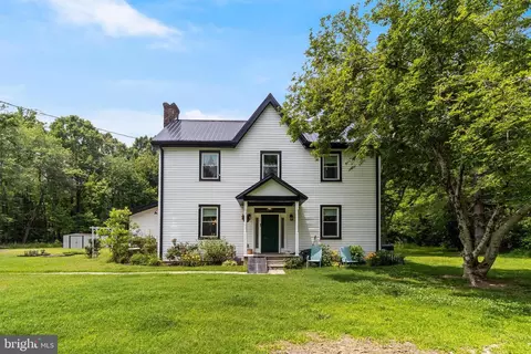 15065 Rock Point Rd, Newburg, MD 20664