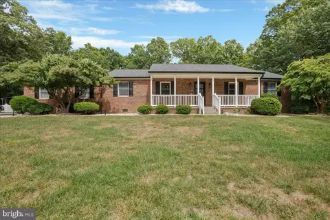 11840 Knollcrest Ln, La Plata, MD 20646