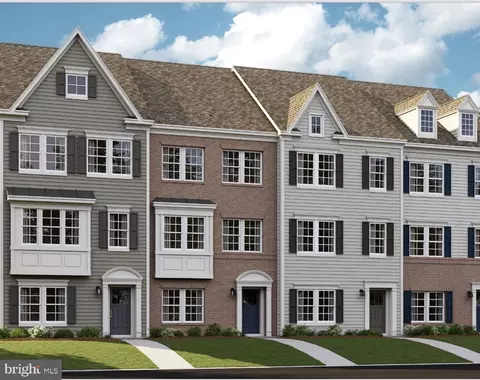 10727 Millport St, White Plains, MD 20695