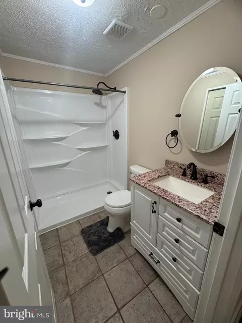 Bath - 6145 Bumpy Oak Rd, La Plata, MD 20646 photo 1 of 1