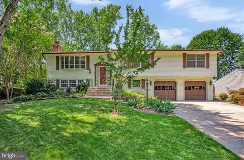 1405 Harwich Cir, Waldorf, MD 20601