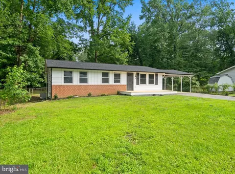 6 Lee Ct, Indian Head, MD 20640