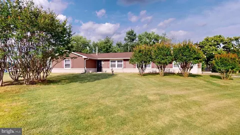 200 Garner Ave, Waldorf, MD 20602
