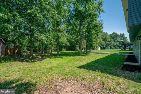 2375 Progress Ct, Waldorf, MD 20601 photo 35
