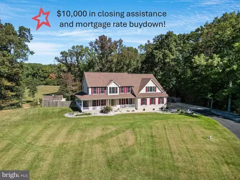 11670 Gilbert Ln, La Plata, MD 20646