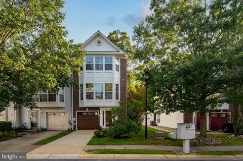 2817 Waters Edge Ct, Bryans Road, MD 20616