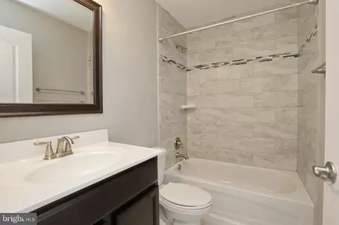 Entry Way - 21 Stuart Pl, Indian Head, MD 20640 photo 11 of 12