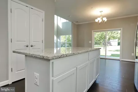 Entry Way - 21 Stuart Pl, Indian Head, MD 20640 photo 5 of 12