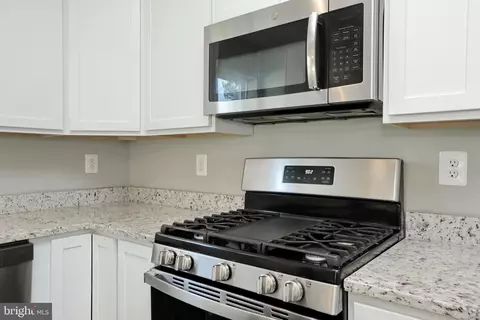 Kitchen - 21 Stuart Pl, Indian Head, MD 20640 photo 1 of 1