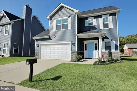 21 Stuart Pl, Indian Head, MD 20640