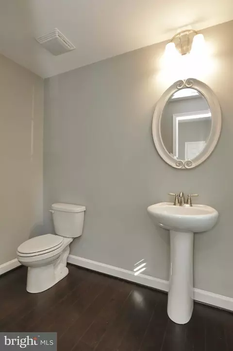 Bath - 21 Stuart Pl, Indian Head, MD 20640 photo 1 of 5
