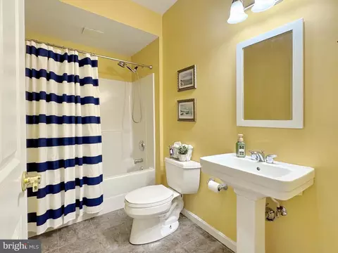 Bath - 12125 Bunkys Pl, La Plata, MD 20646 photo 9 of 10
