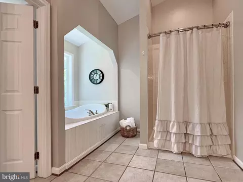 Bath - 12125 Bunkys Pl, La Plata, MD 20646 photo 5 of 10