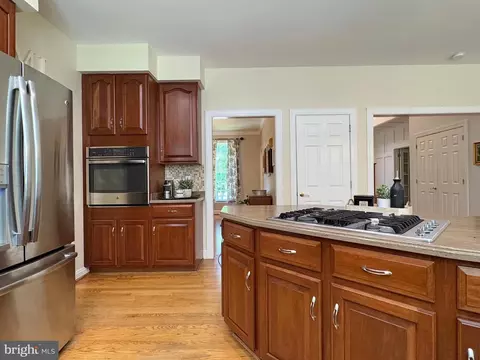 Kitchen - 12125 Bunkys Pl, La Plata, MD 20646 photo 7 of 9