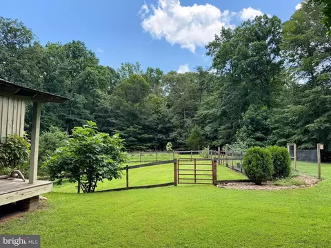 Exterior - 12125 Bunkys Pl, La Plata, MD 20646 photo 26 of 36