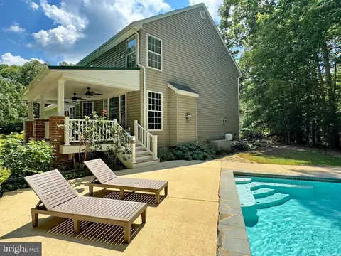 Exterior - 12125 Bunkys Pl, La Plata, MD 20646 photo 7 of 36