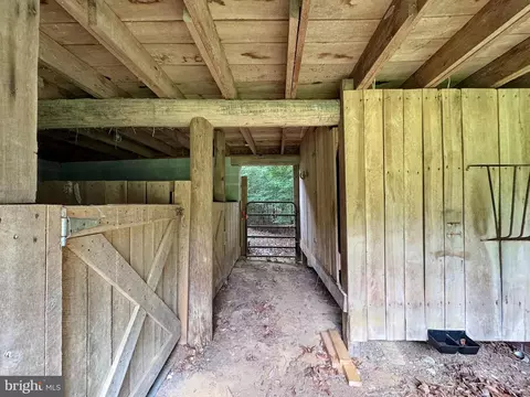Exterior - 12125 Bunkys Pl, La Plata, MD 20646 photo 29 of 36