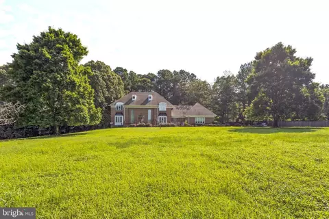 13060 Zekiah Dr, Waldorf, MD 20601