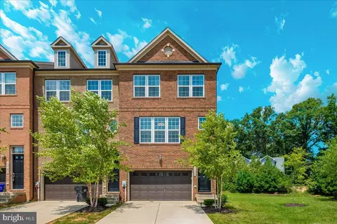 2723 Golden Gate Pl, Waldorf, MD 20601