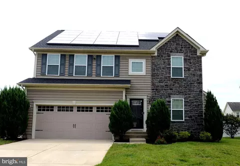 5201 Tipperary Ave, Waldorf, MD 20602