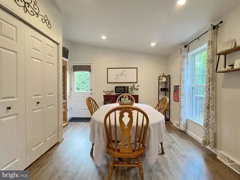 Dining - 6135 Bumpy Oak Rd, La Plata, MD 20646 photo 2 of 2