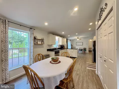 Dining - 6135 Bumpy Oak Rd, La Plata, MD 20646 photo 1 of 2