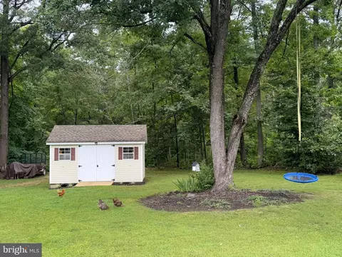 Exterior - 6135 Bumpy Oak Rd, La Plata, MD 20646 photo 12 of 15