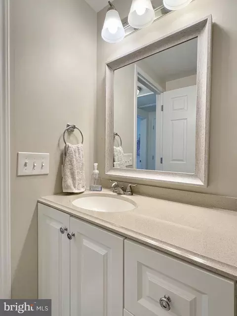 Bath - 6135 Bumpy Oak Rd, La Plata, MD 20646 photo 7 of 7