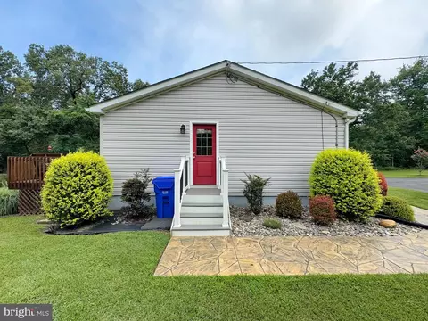 Exterior - 6135 Bumpy Oak Rd, La Plata, MD 20646 photo 10 of 15