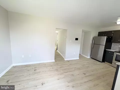 Living - 4089 Bluebird Dr, Waldorf, MD 20603 photo 5 of 5