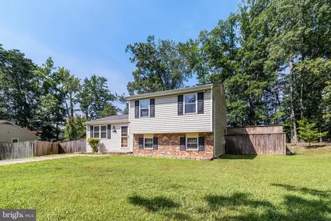 2402 Oakwood Ct, Bryans Road, MD 20616