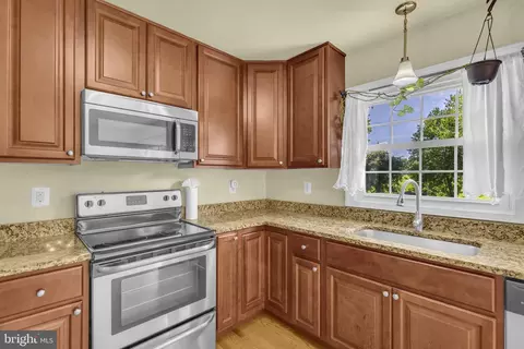 5520 Raphael Dr, Pomfret, MD 20675 photo 4