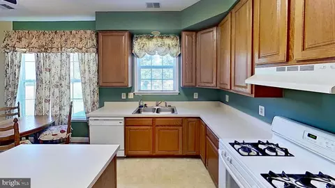 2197 Everett Ct, Waldorf, MD 20601 photo 16