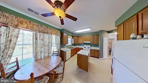 2197 Everett Ct, Waldorf, MD 20601 photo 17
