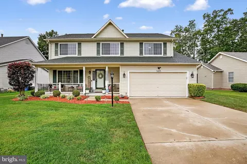 5805 Opaleye Ct, Waldorf, MD 20603