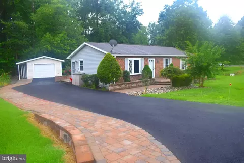 12288 Wendy Ln, Waldorf, MD 20601
