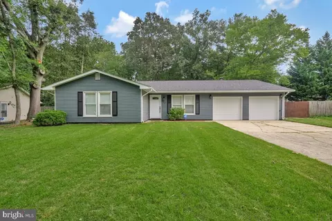 327 Bucknell Cir, Waldorf, MD 20602